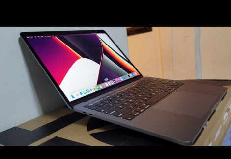 computadoras y laptops - Mac book Pro Retina intel Core i7 Mem 16gb ddr4 Disco SSD 512GB AÑO 2018 1