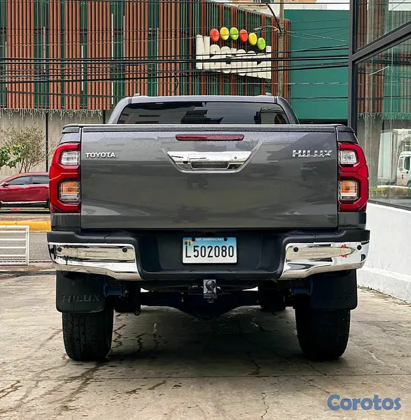jeepetas y camionetas - Tienda de vehículos, nuevo y usados  5