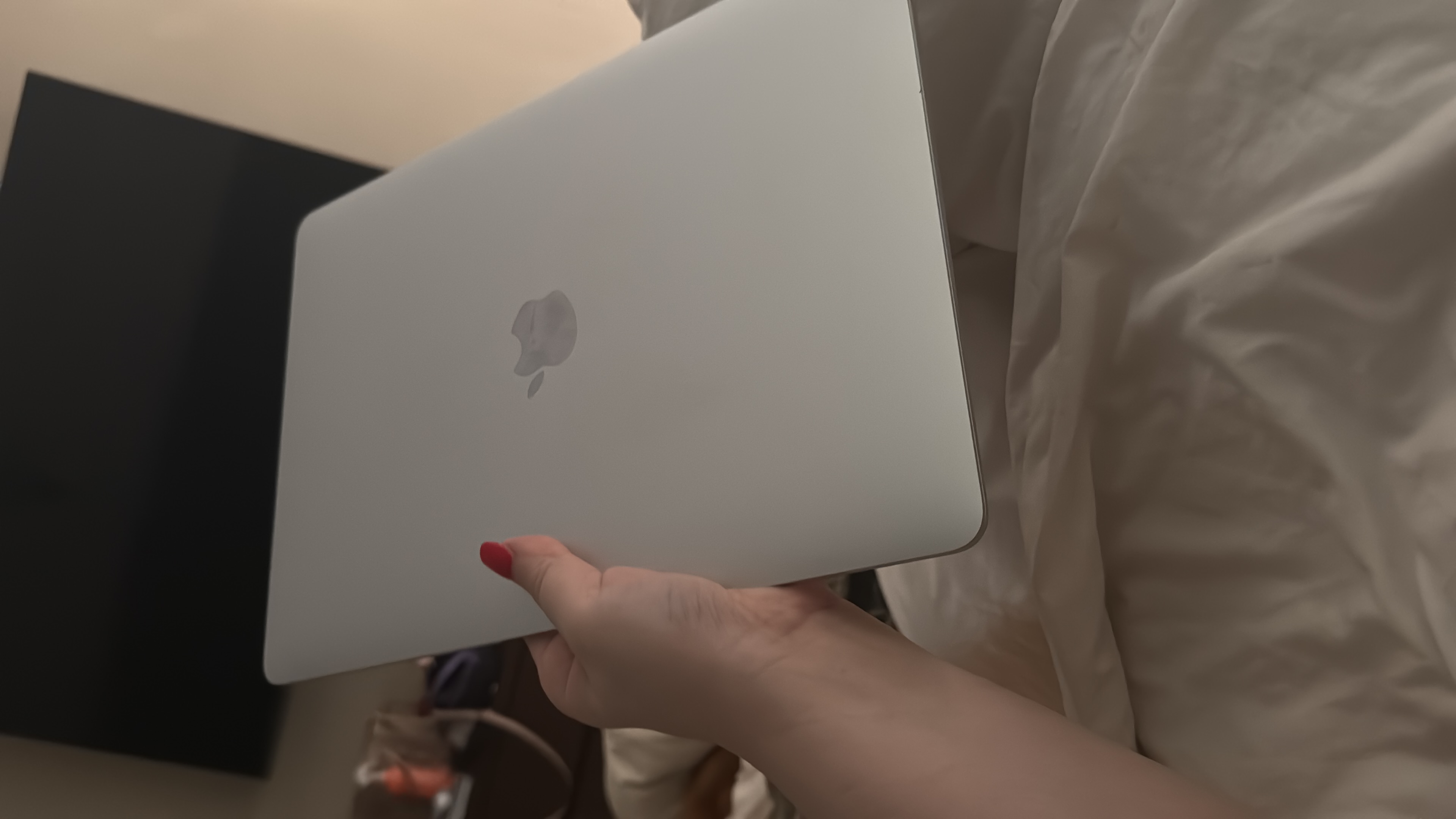 computadoras y laptops - MacBook Air retina 13 pulgadas  4