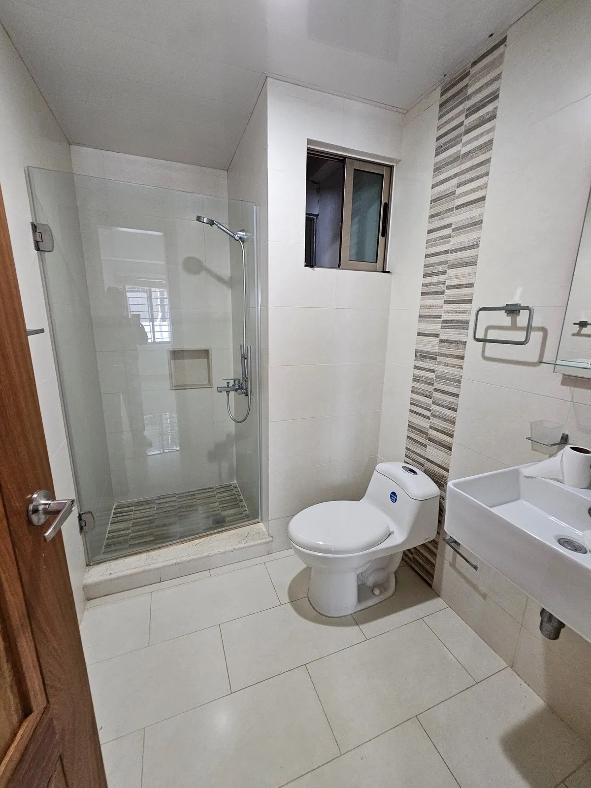 apartamentos - hermoso apartamento en zona céntrica en el mirador sur  9
