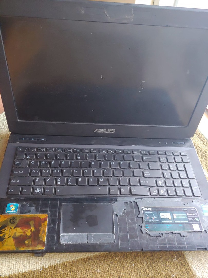 computadoras y laptops - Laptop Asus Rog G53S Gaming para piezas o reparacion