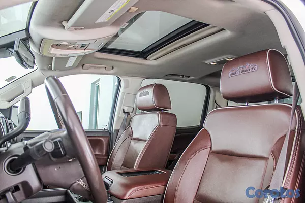 camiones y vehiculos pesados - Chevrolet Silverado High Country  7