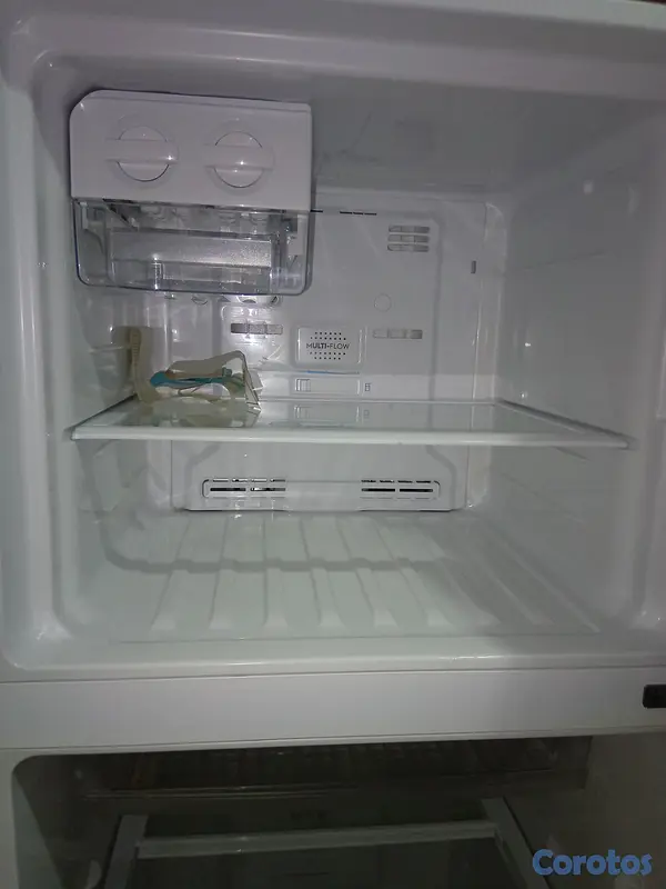electrodomesticos - Nevera Frigidaire  4
