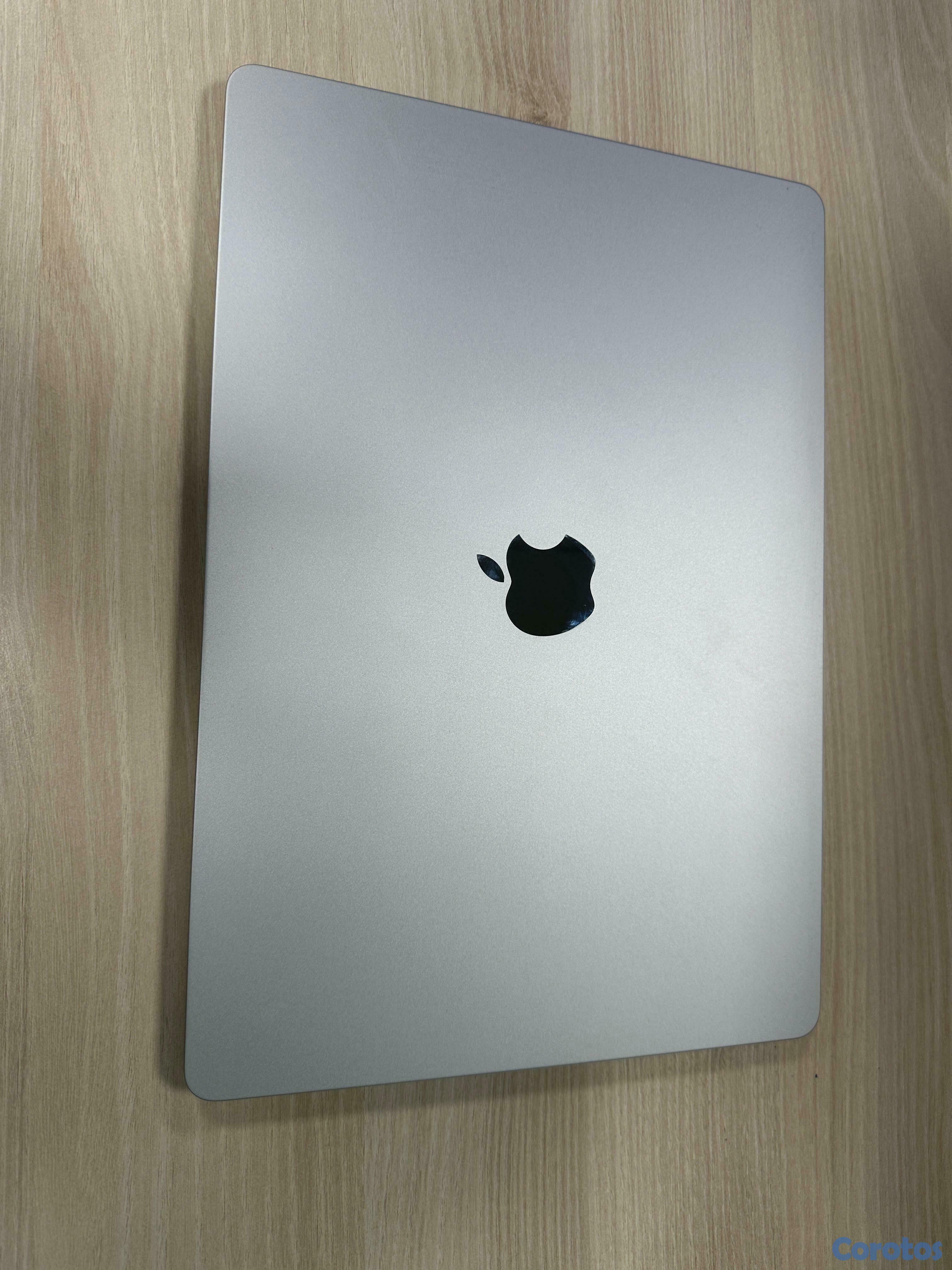 computadoras y laptops - MACBOOK AIR M3 2024 1