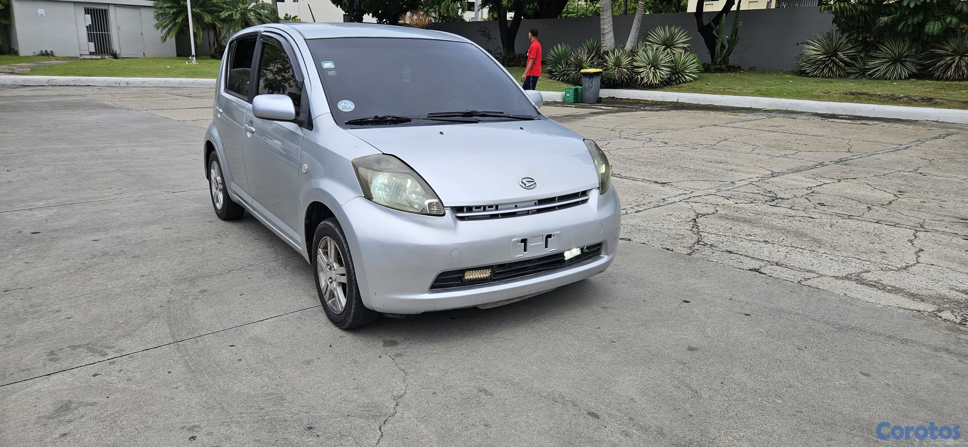 carros - daihatsu sirion americano  4