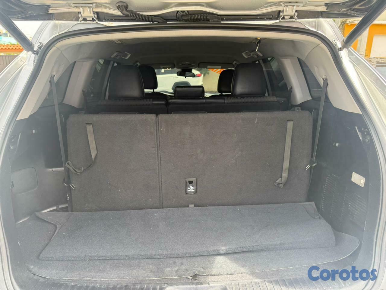 jeepetas y camionetas - Toyota Highlander LE PLUS 2018 2