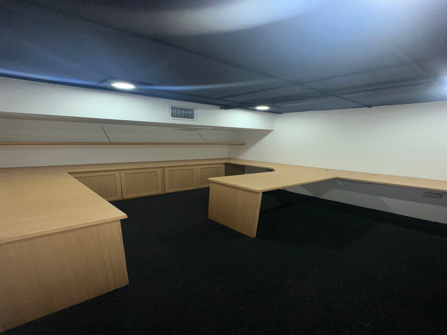 oficinas y locales comerciales - Local en Alquiler en Piantini 6