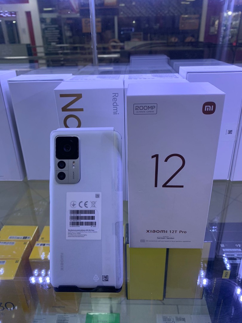 celulares y tabletas - XIAOMI 12T PRO / CAMARA 200MP / 256GB / 8GB RAM