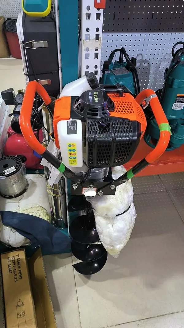 construccion e industrial -  ahoyador de gasolina 52CC  2 tiempo
Nuevo de caja  2