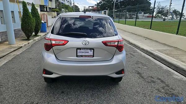 carros - Toyota vitz 2020 nuevo 2