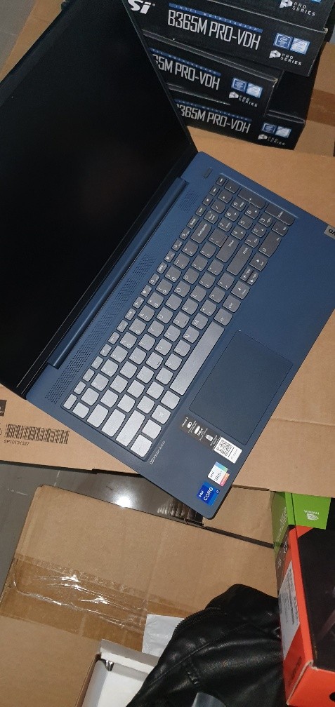 computadoras y laptops - Lenovo Core i7 11va Generacion Touch