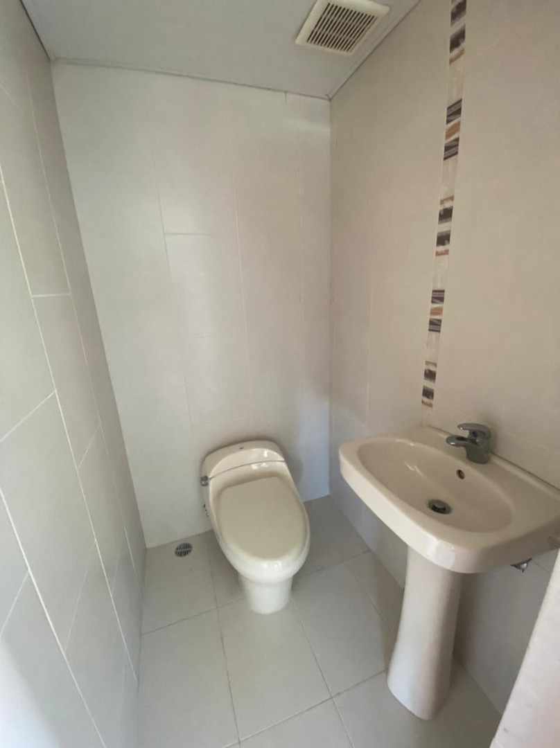 apartamentos - Apartamento en Alquiler
RENACIMIENTO
USD 1,200.00 (Mantenimiento incluido)

 5