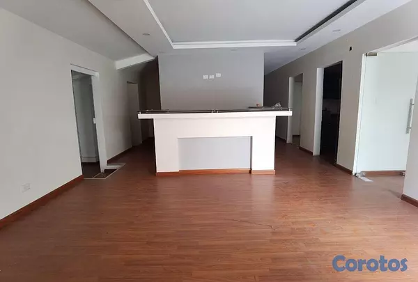 oficinas y locales comerciales - Local céntrico en Naco  8