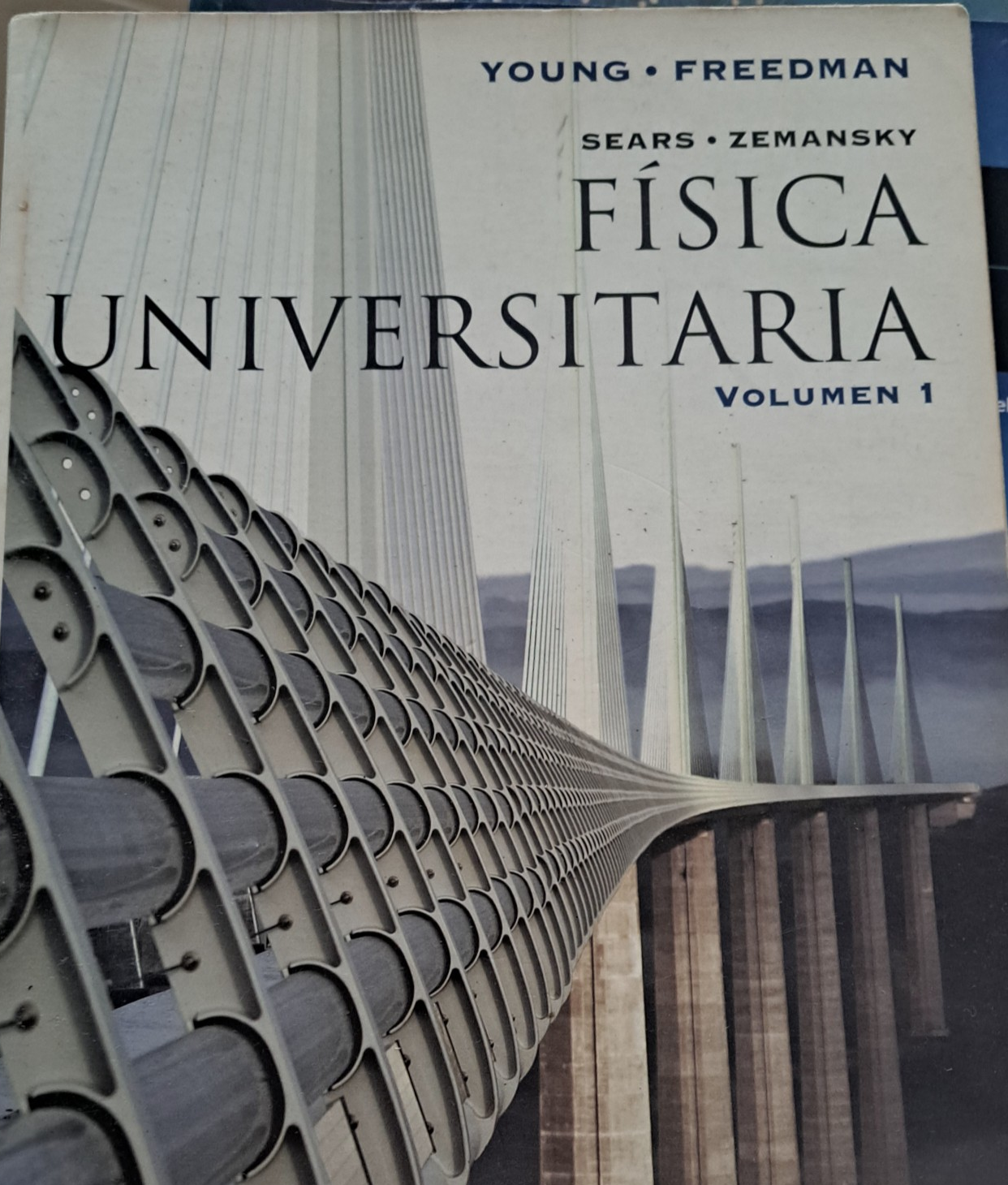 libros y revistas - Libros para estudiantes universitarios de Ingenieria Mecatronica.  9