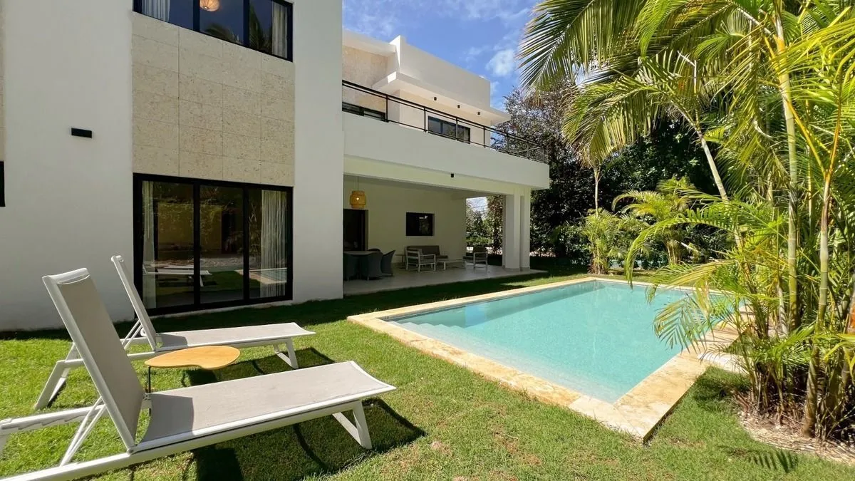 casas vacacionales y villas - Punta Cana- Exclusiva villa de 4 habitaciones 0