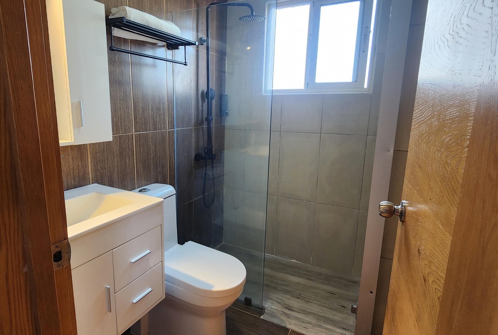 apartamentos - SE VENDE

Apartamento en 8vo piso con hermosa vista. En Av. Lope de Vega, Arroyo 0