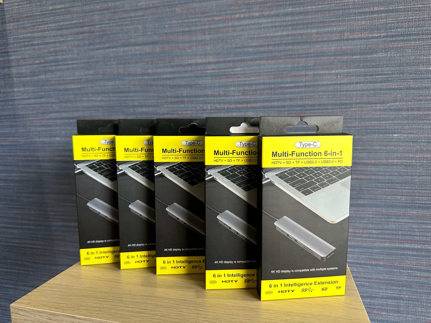 accesorios para electronica - Vendo Adaptadores para Macbook Type - C -- 6 in 1 - Nuevo Sellado RD$ 2,599 Peso