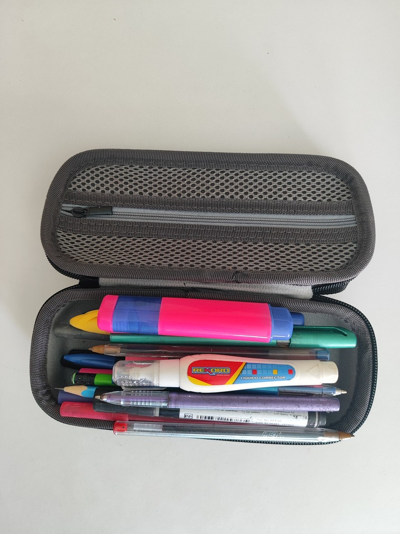 decoración y accesorios - Estuche duro multi utensilios para cosas personales EN OFERTA