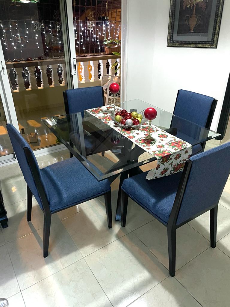 muebles y colchones - Comedor 4 sillas pino tratado