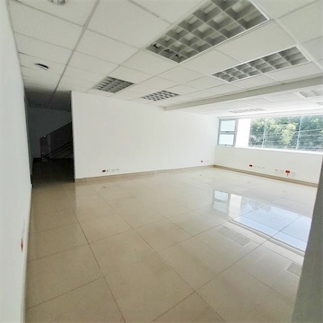 oficinas y locales comerciales - Local amplio en la Esperilla  1