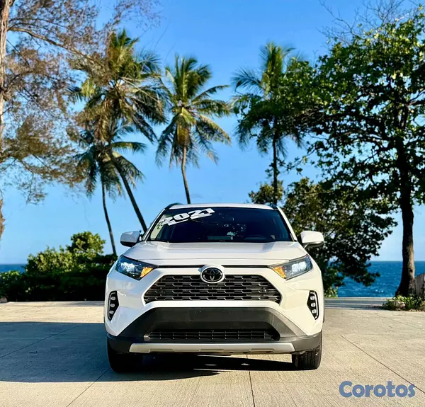 jeepetas y camionetas - Toyota rav4 2021 le 4x4  6