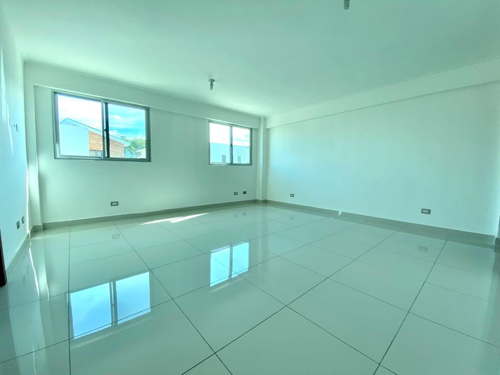 casas - Casas de 4 habitaciones en la Jacobo Majluta 8