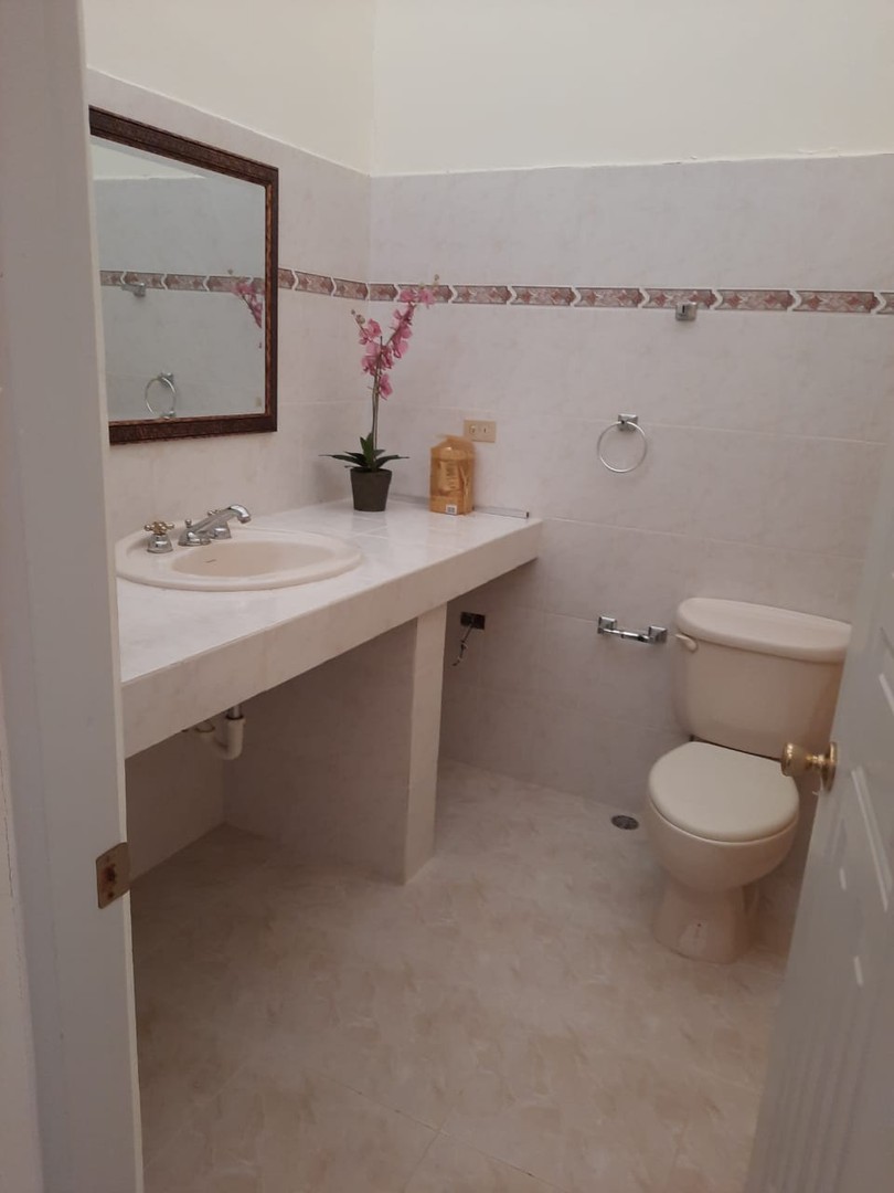 casas - Vivienda con 662 Mts2 Construidos en Gaspar Hernandez  6