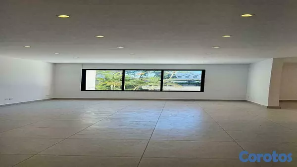 oficinas y locales comerciales - Alquiler local ideal para oficinas en La Julia 3