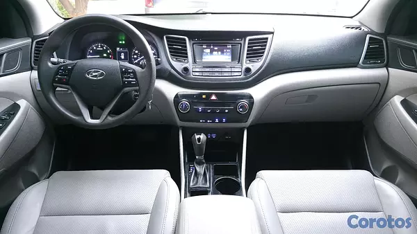 jeepetas y camionetas - Hyundai Tucson 2017 SE  9