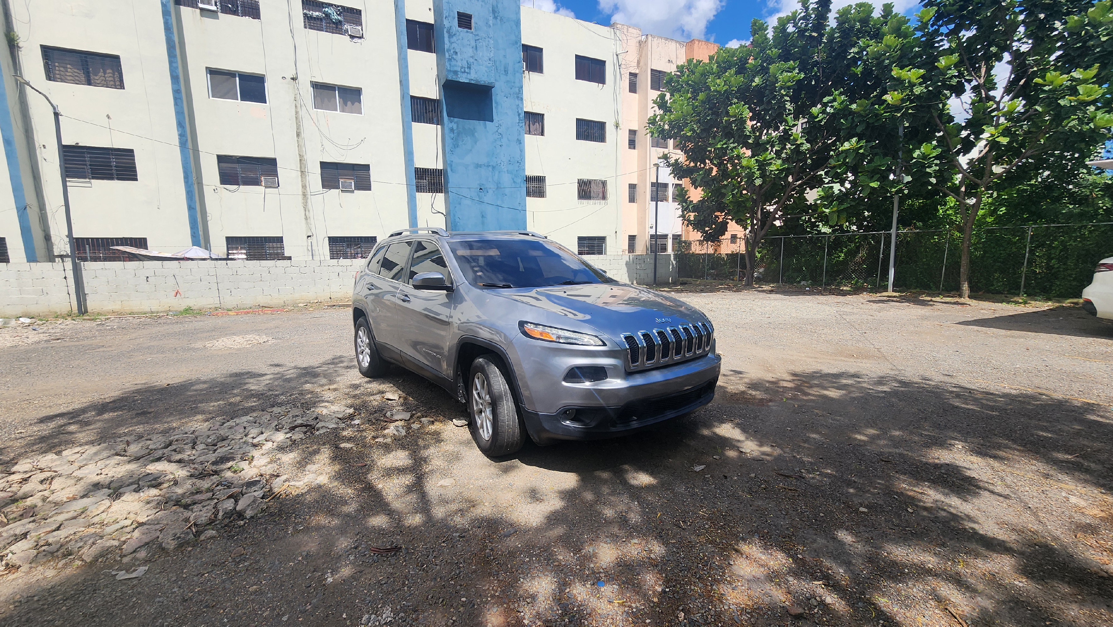 jeepetas y camionetas - jeep latitude 2017 2