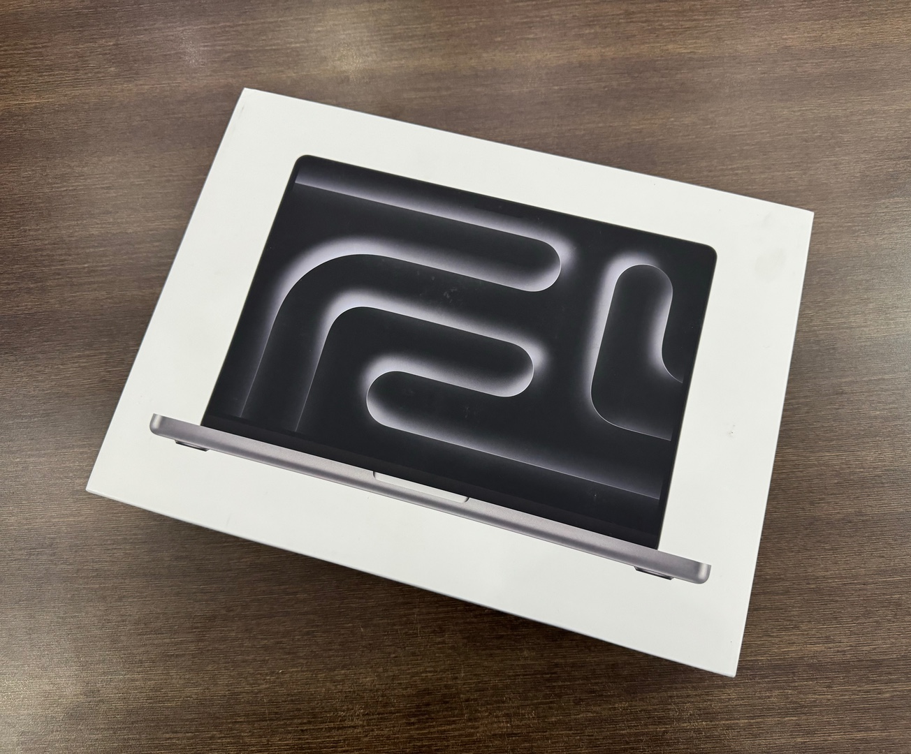 computadoras y laptops - MacBook Pro 14 inch 2023 M3 Apple Chip/ 512GB / 8GB RAM - Nueva Sellada