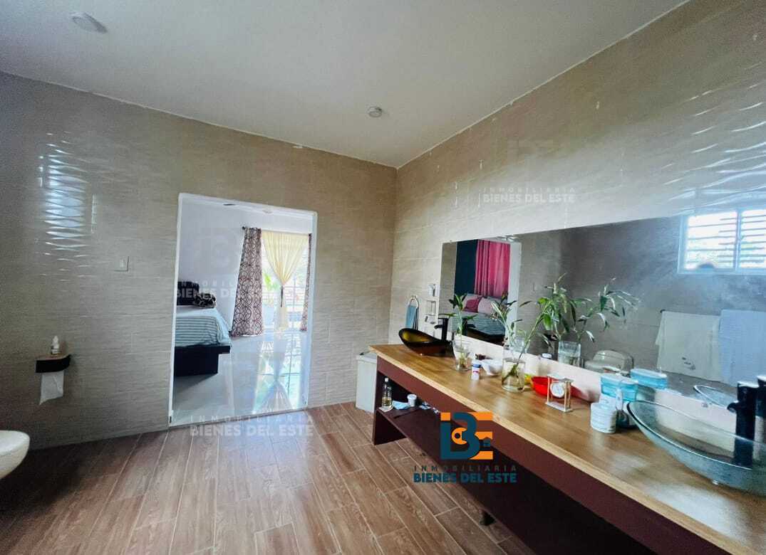 casas - Se Vende Casa Nueva y Moderna con Piscina en SPM. 5