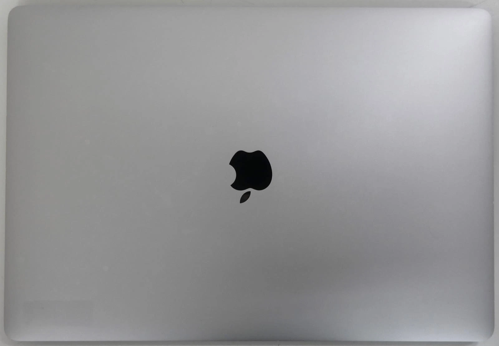 computadoras y laptops - MacBook Pro 2019 A2141 Core Intel i9 oportunidad 2