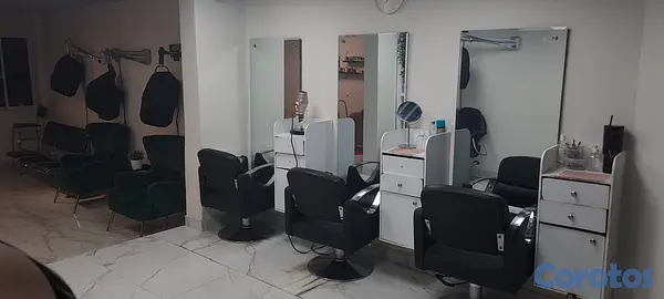 negocios en venta - Salón de Belleza con clientela fija 7
