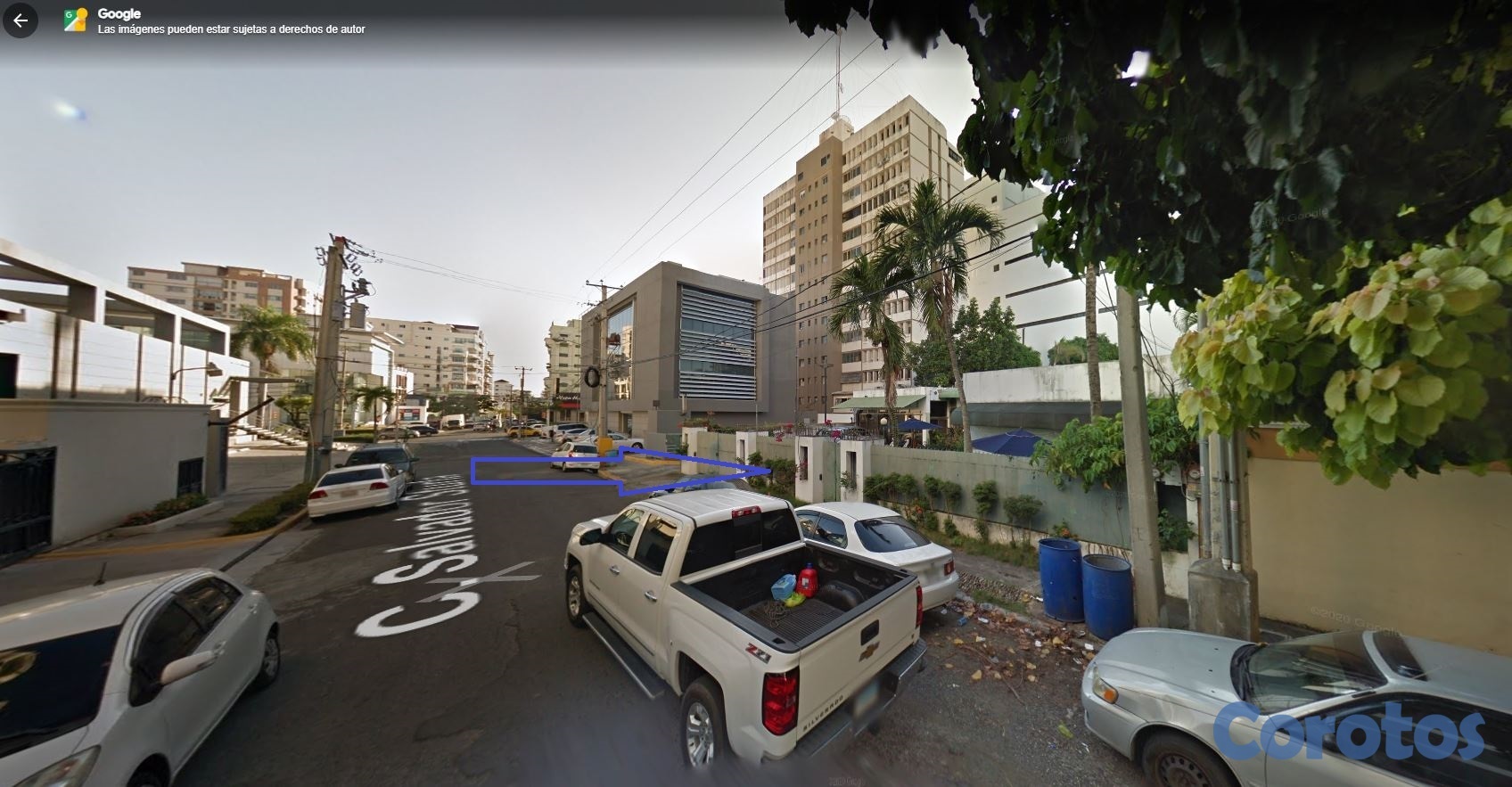 solares y terrenos - Solar en Naco de 1014 metros casi Tiradantes  5