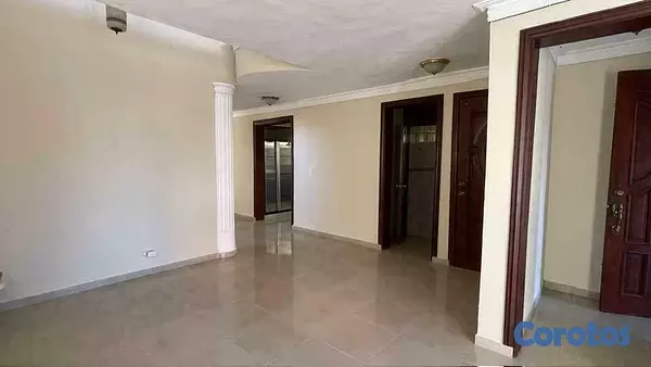 casas - Casa de dos niveles en Mirador del Este 6
