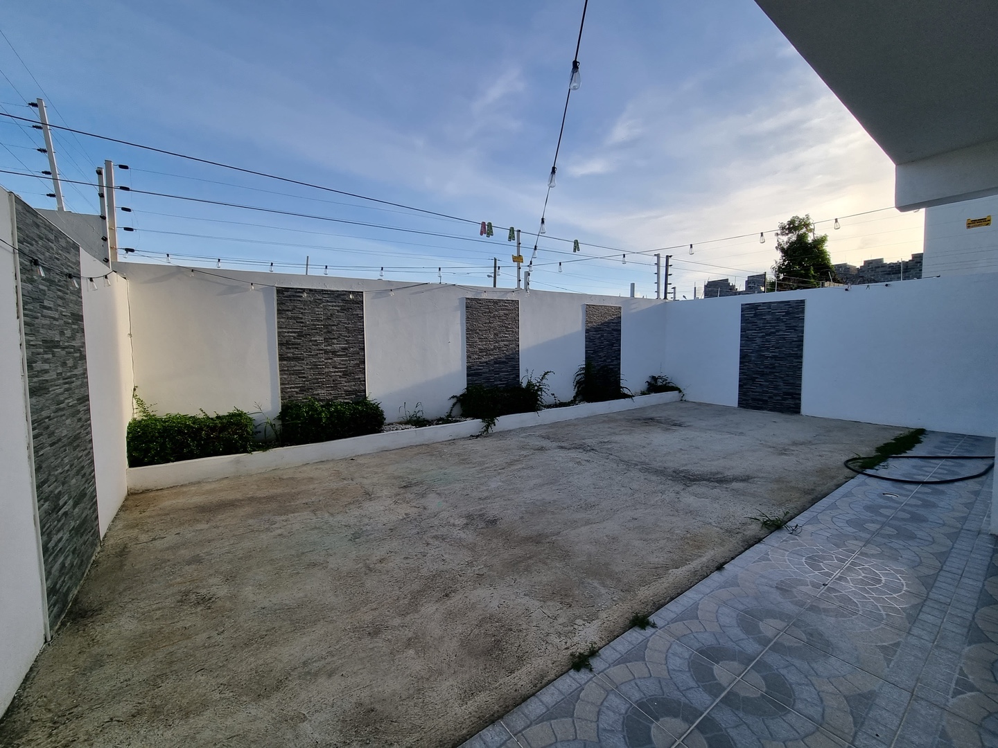 casas - Casa en Venta en Prado Oriental el mejor sector de Santo Domingo Este, en la Aut 4