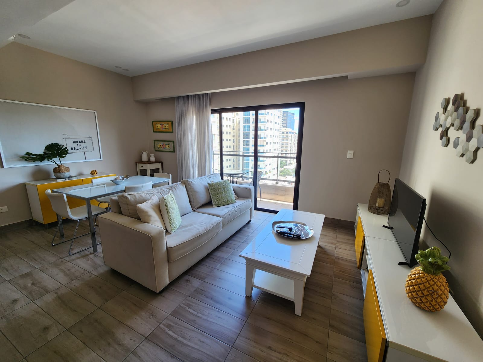 apartamentos - Apartamento en alquiler en Piantini amueblado 9