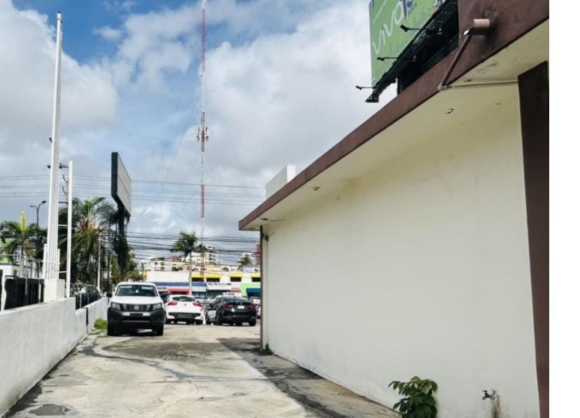 oficinas y locales comerciales - Local Comercial en Venta en la 27 de Febrero