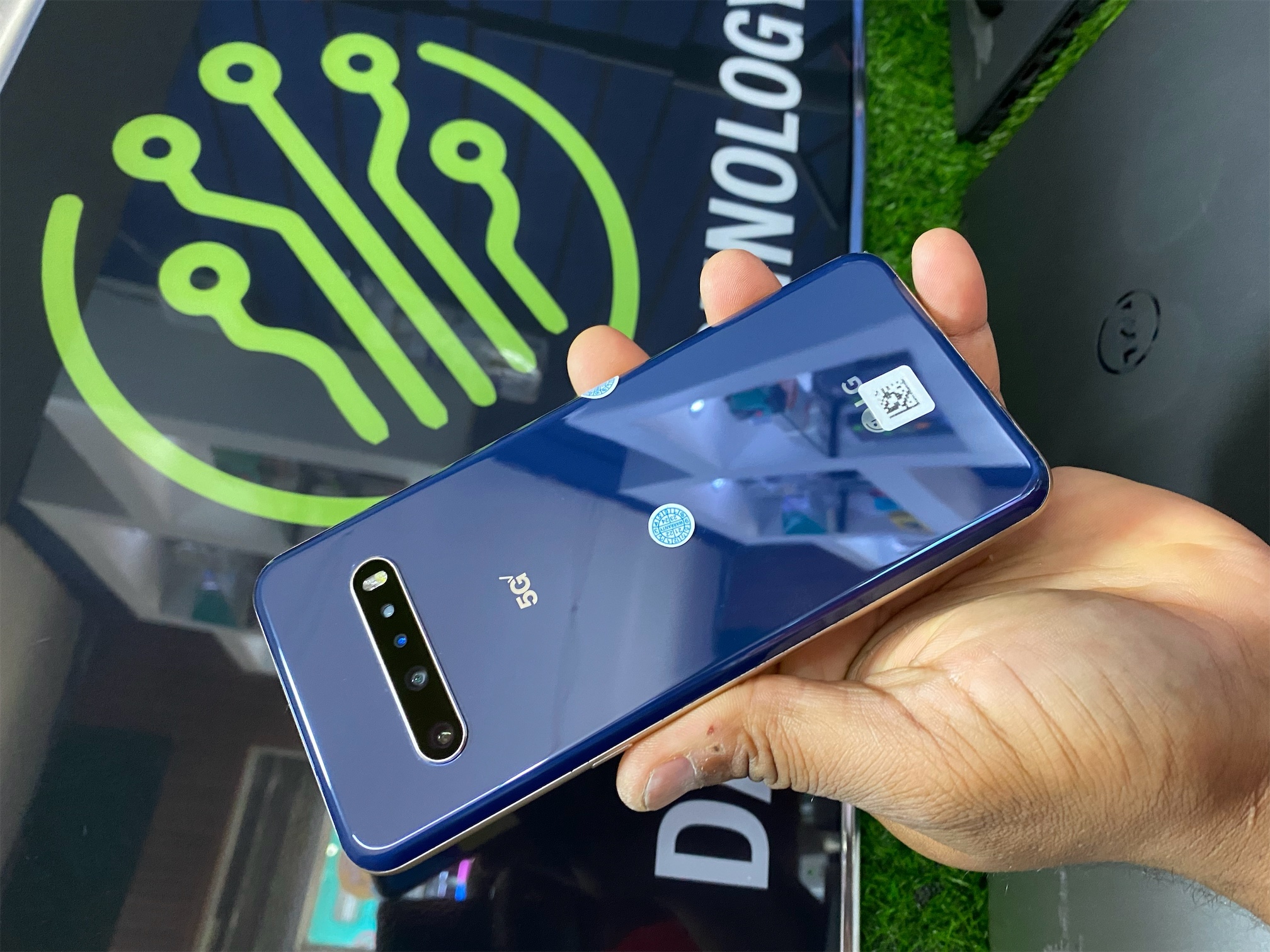 celulares y tabletas - LG V60 tuinq  3
