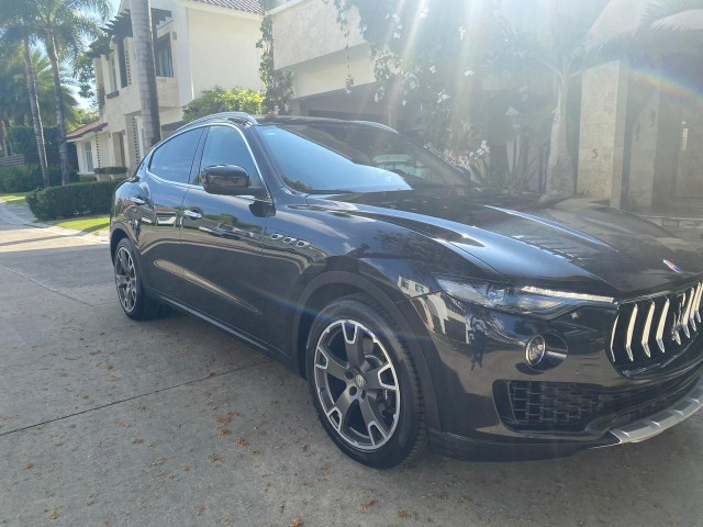 jeepetas y camionetas - Maserati levante 2017 2
