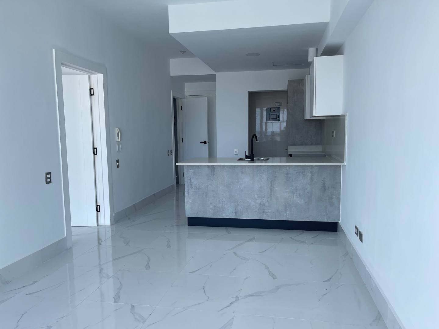 apartamentos - En venta apto en el Ensanche Piantini  3