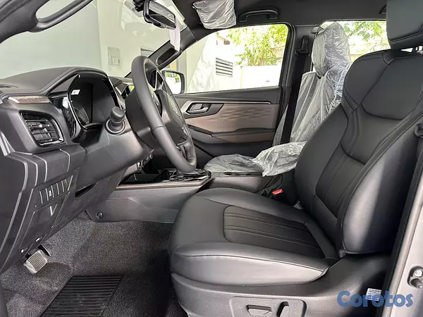 jeepetas y camionetas - Isuzu DMAX 2026 6
