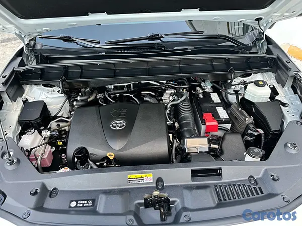 jeepetas y camionetas - Toyota highlander 2021 XLE  4