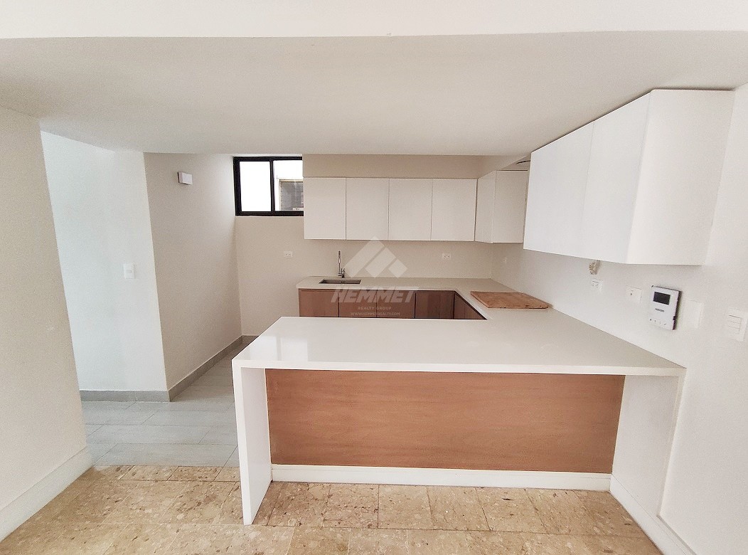 apartamentos - 4TO PISO CON ASCENSOR LA TRINITARIA SANTIAGO 