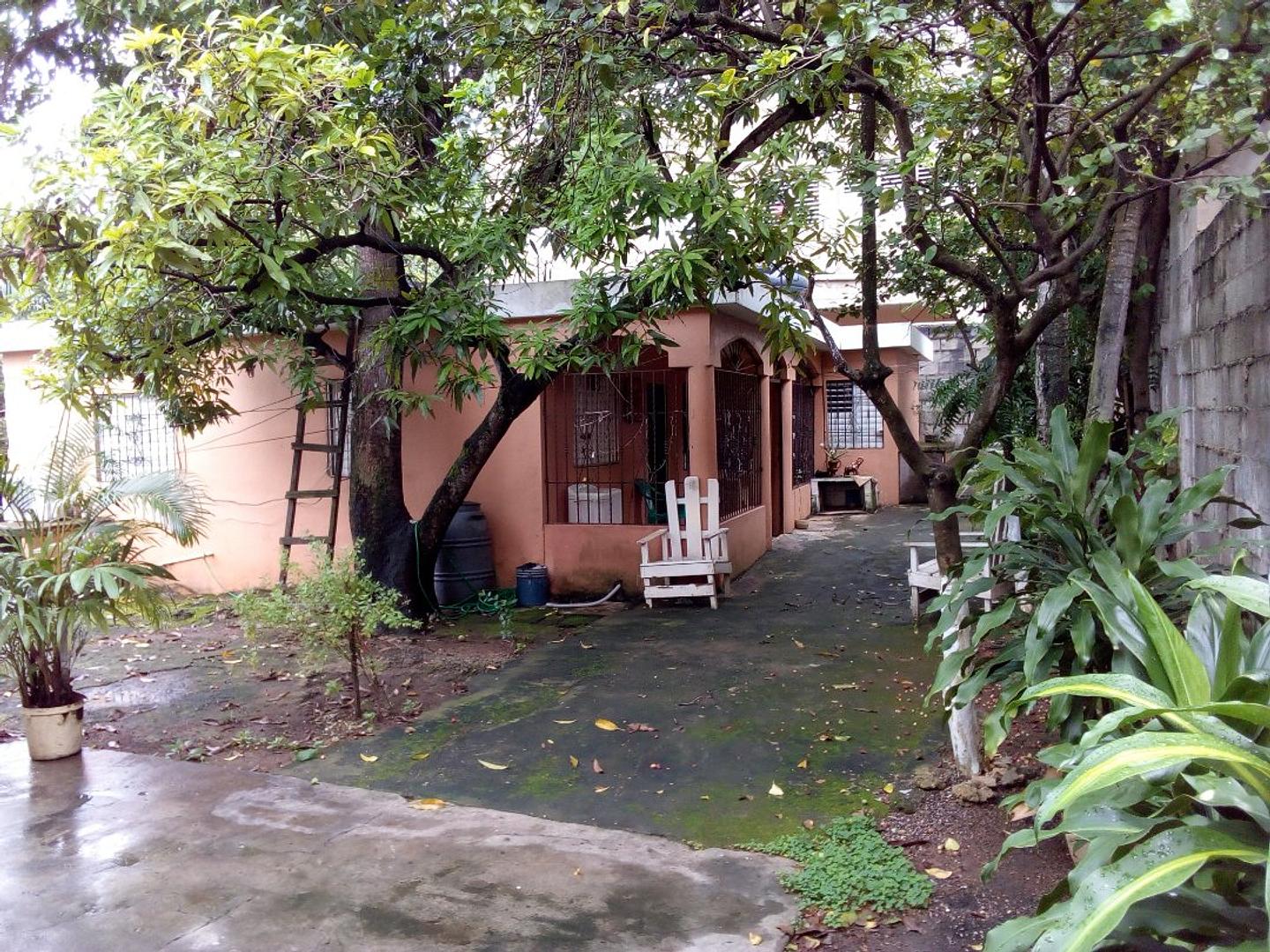 otros inmuebles - CABREUREALTY 
VENDE ENSANCHE OZAMA