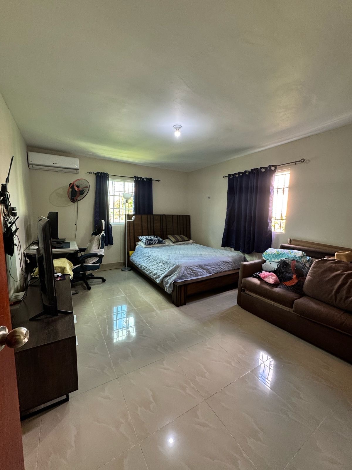 casas - venta de casa en la autopista de san Isidro brisa oriental  6