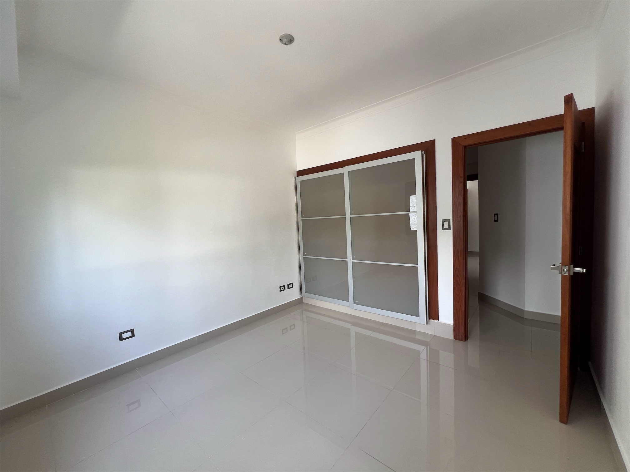 apartamentos - apartamento en alquiler en el sector las praderas próximo a la Núñez de Cáceres  8