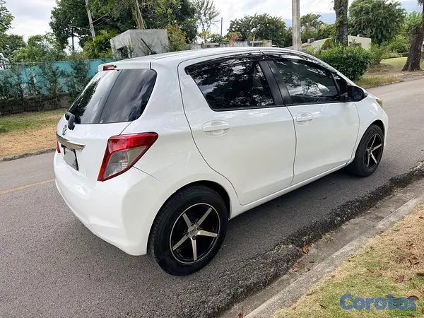 carros - TOYOTA Vizt 4
