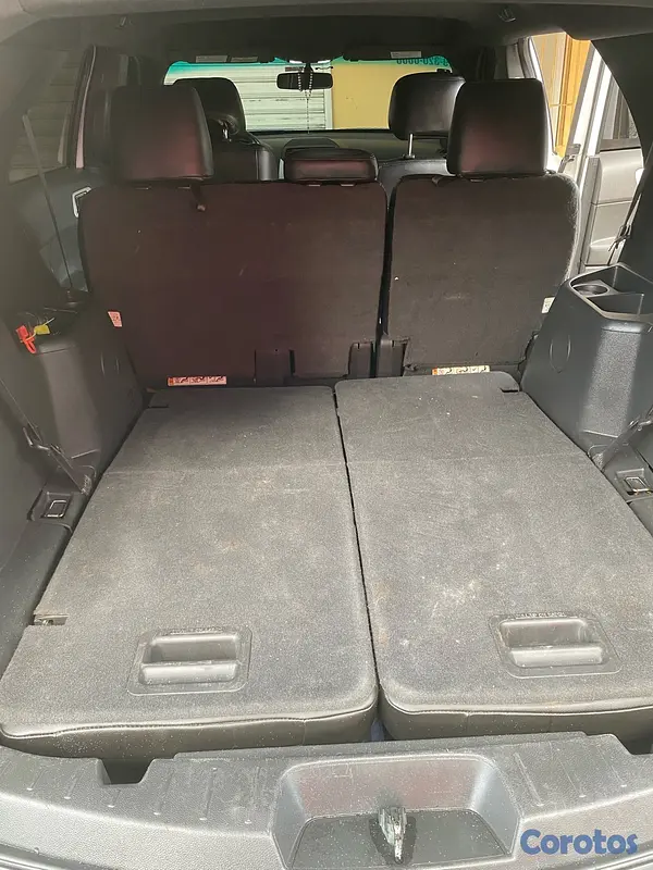 jeepetas y camionetas - RD$550,000 negociable  9